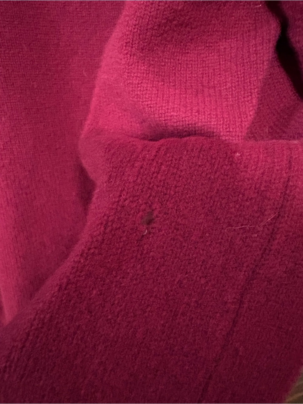 Vintage Brooks Brothers 100% Lambswool Burgundy V-Neck Preppy Sweater M - Picture 7 of 7